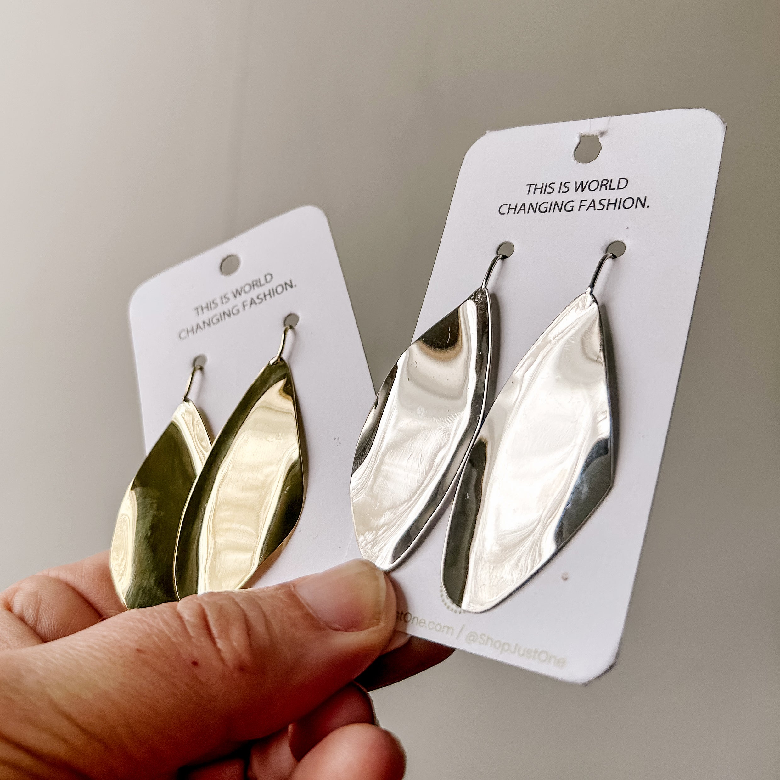 Longh Smooth Wave Earrings