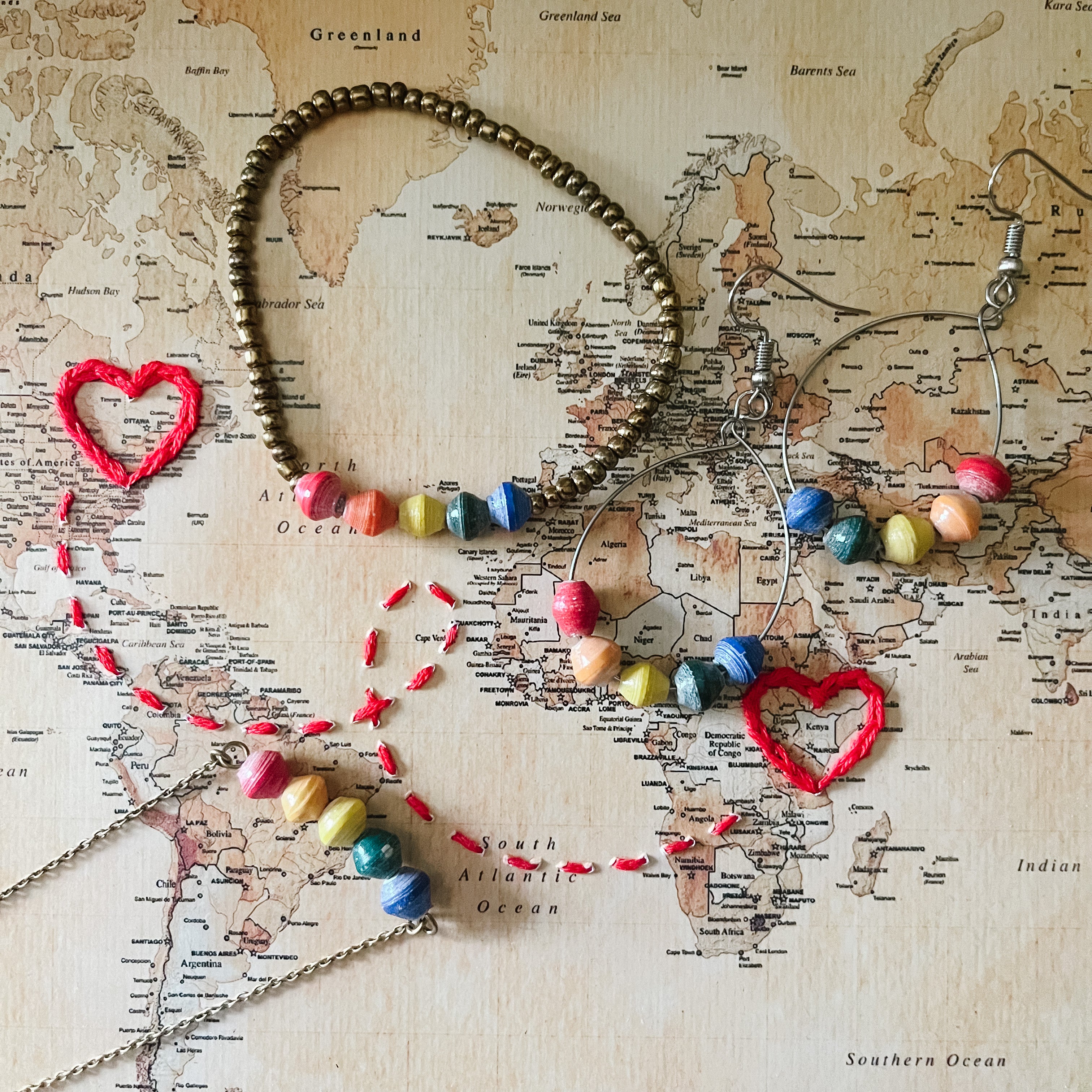 JustOne's simple bracelet with five beads to make a rainbow handmade in Uganda