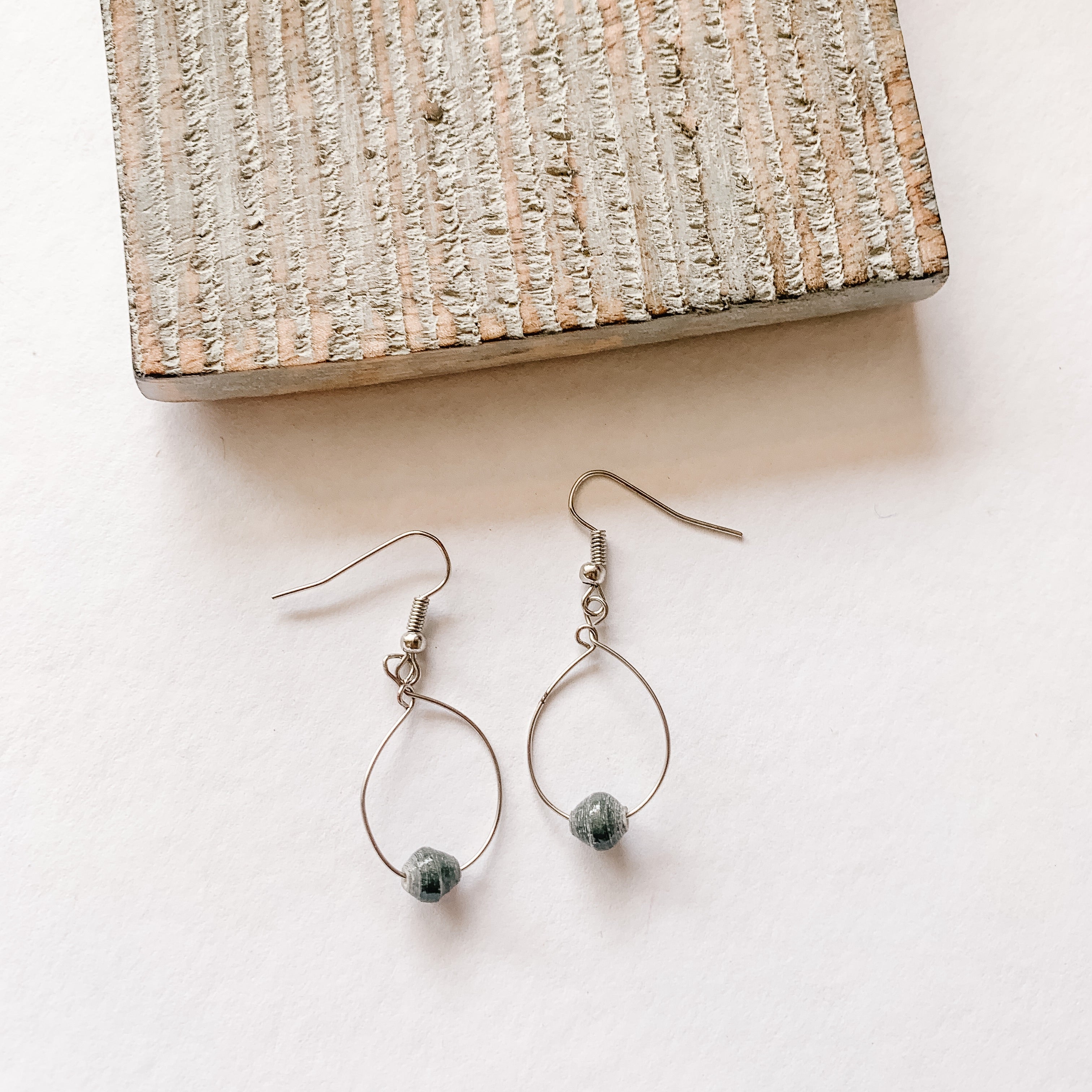 Small Twere Earrings - various colours/silver wire